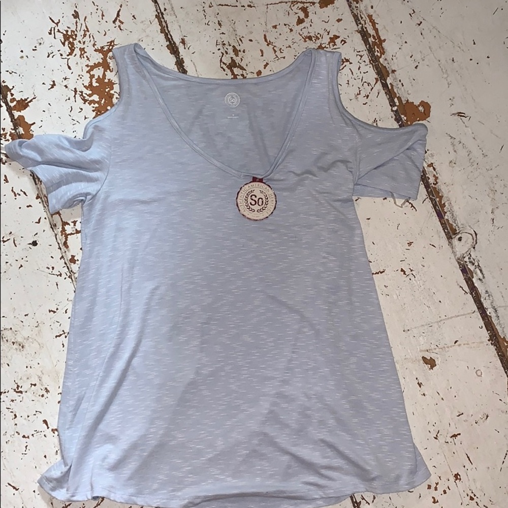 Open shoulder top